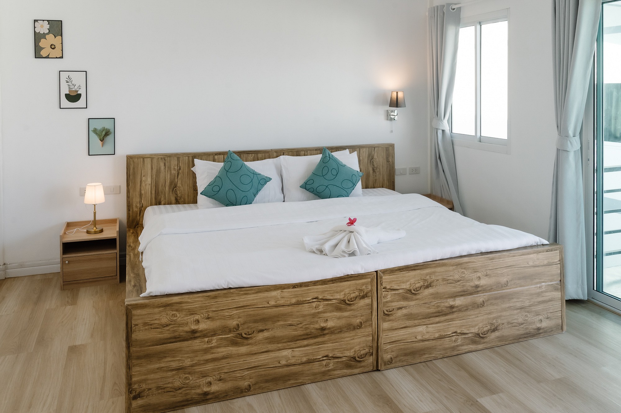 Superior Beachside Room