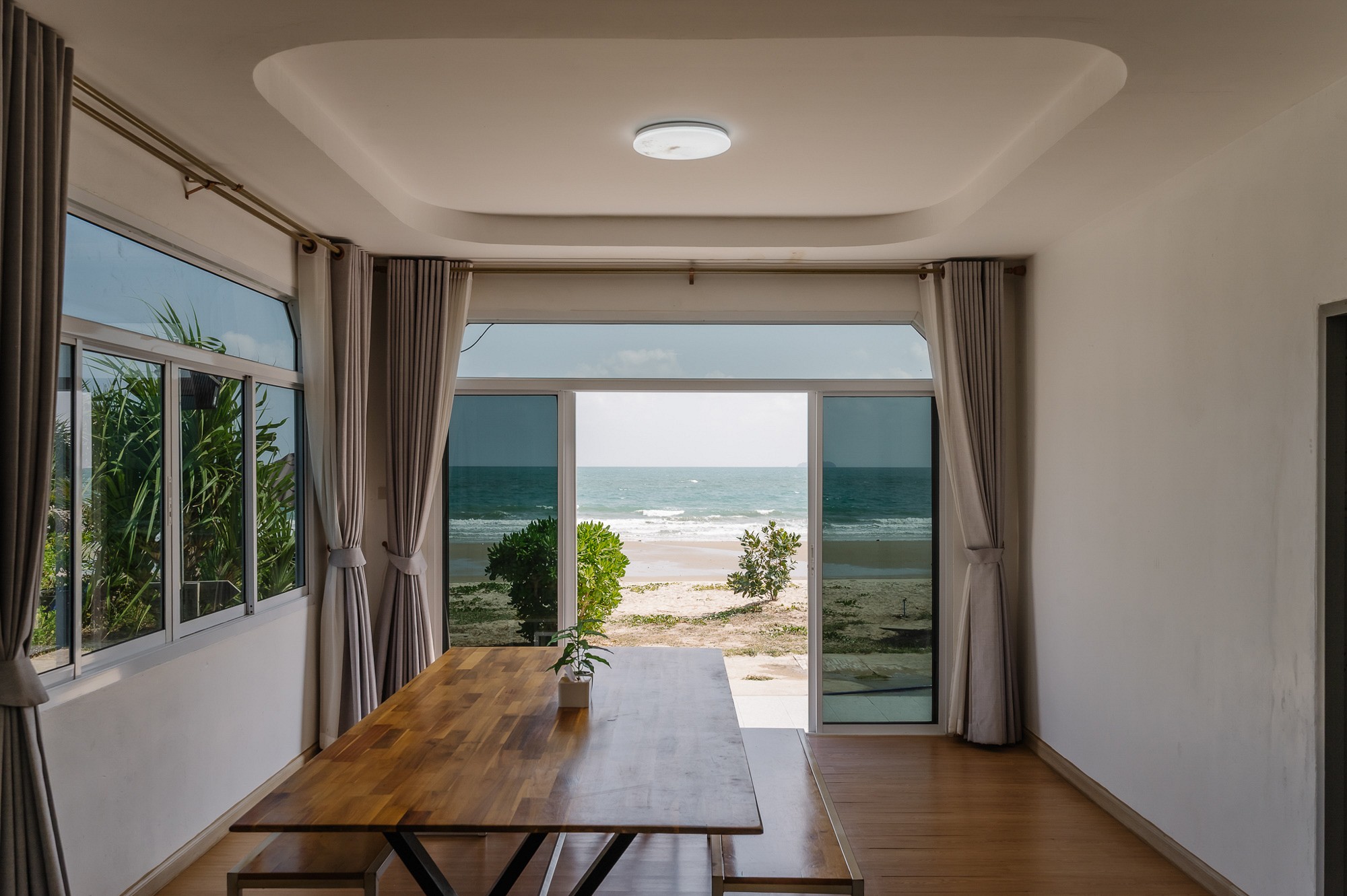 4 Bedroom Seaview Villa (Share Pool)