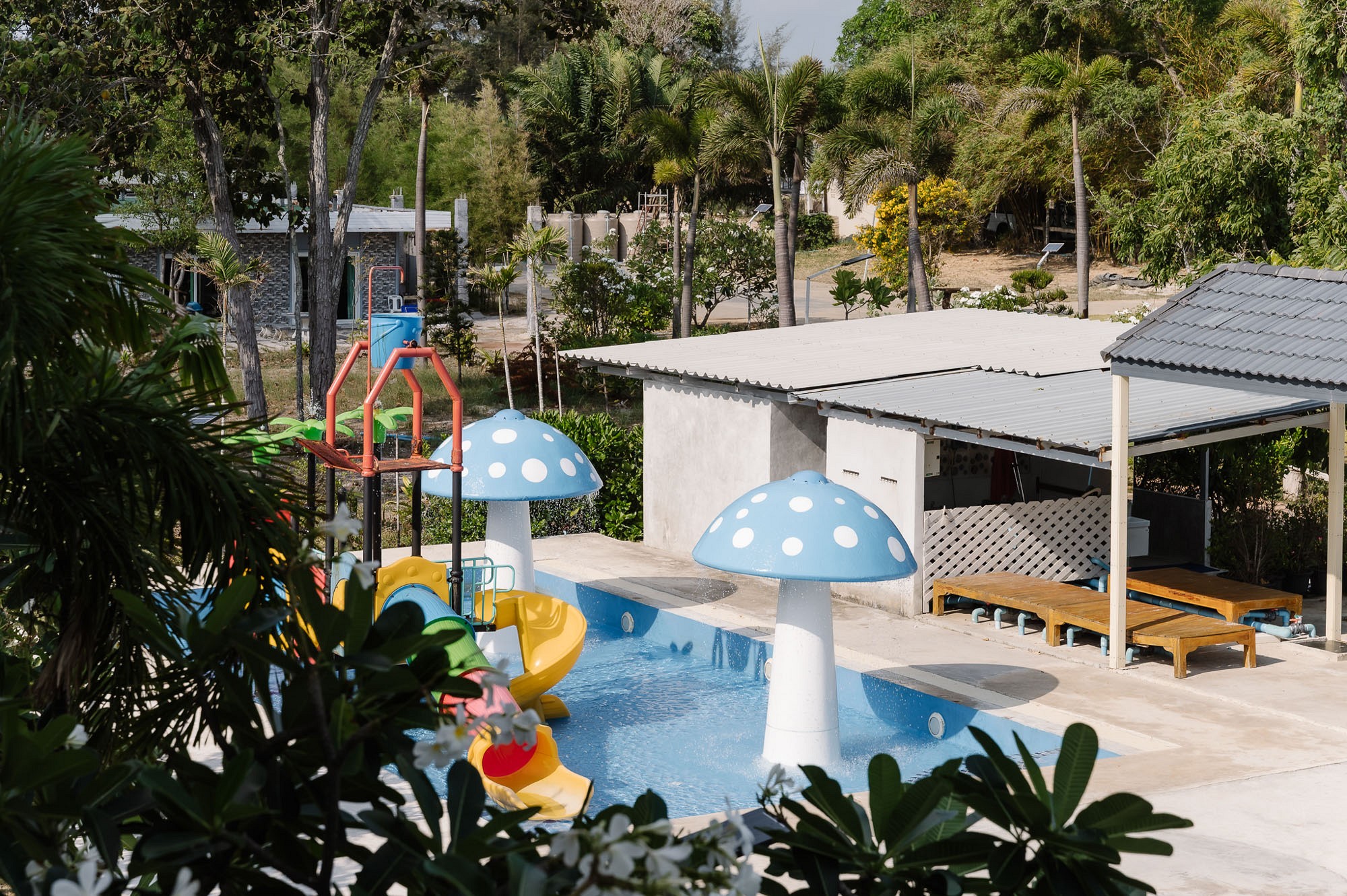 4 Bedroom Seaview Villa (Share Pool)