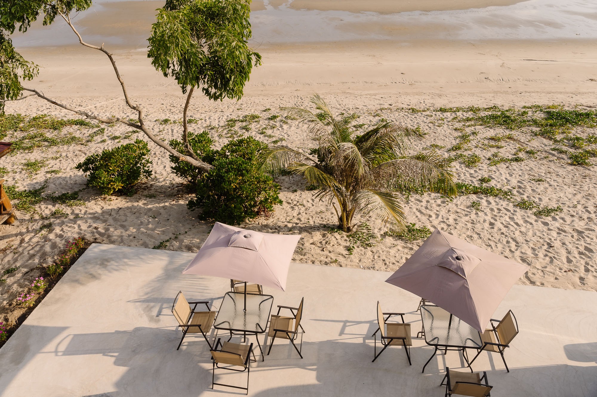 Beach Bar